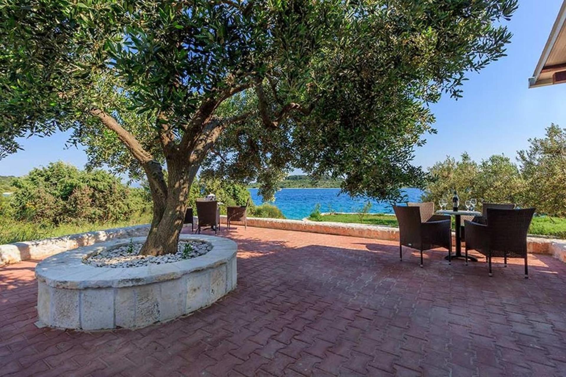 Traditional Dalmatian Stone House By The Sea Okrug Gornji Exteriör bild